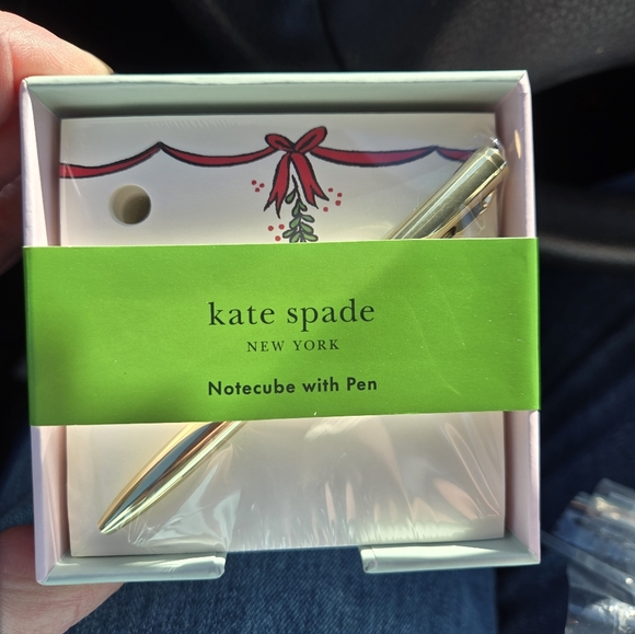 Kate Spade Holiday Notecube with Gold Pen NEW - Picture 1 of 3